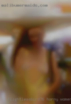 Flightlessbird76 horny women give erotic massage