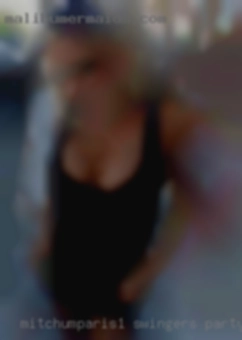 Mitchumparis1 swingers party NYC single males
